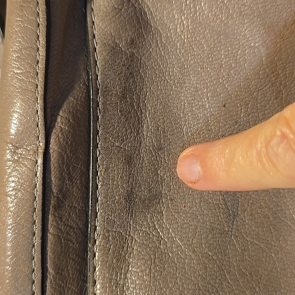 Coach Gray Leather Shoulder Bag with Chain Detail - Picture 7 of 11